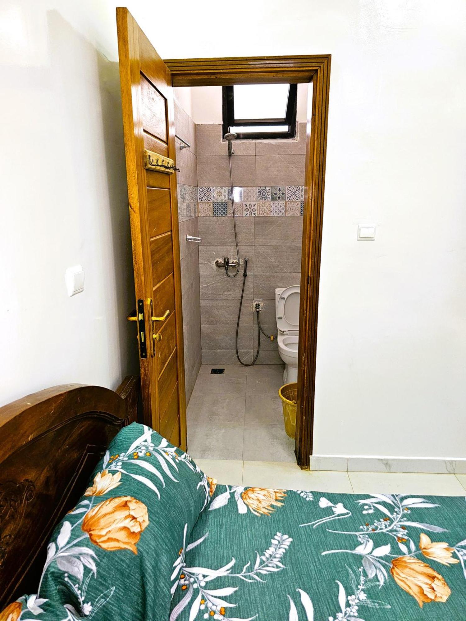 Chambre Ngor- Douche Privee-Salon-Cuisine-Netflix Hotel Dakar Exterior photo
