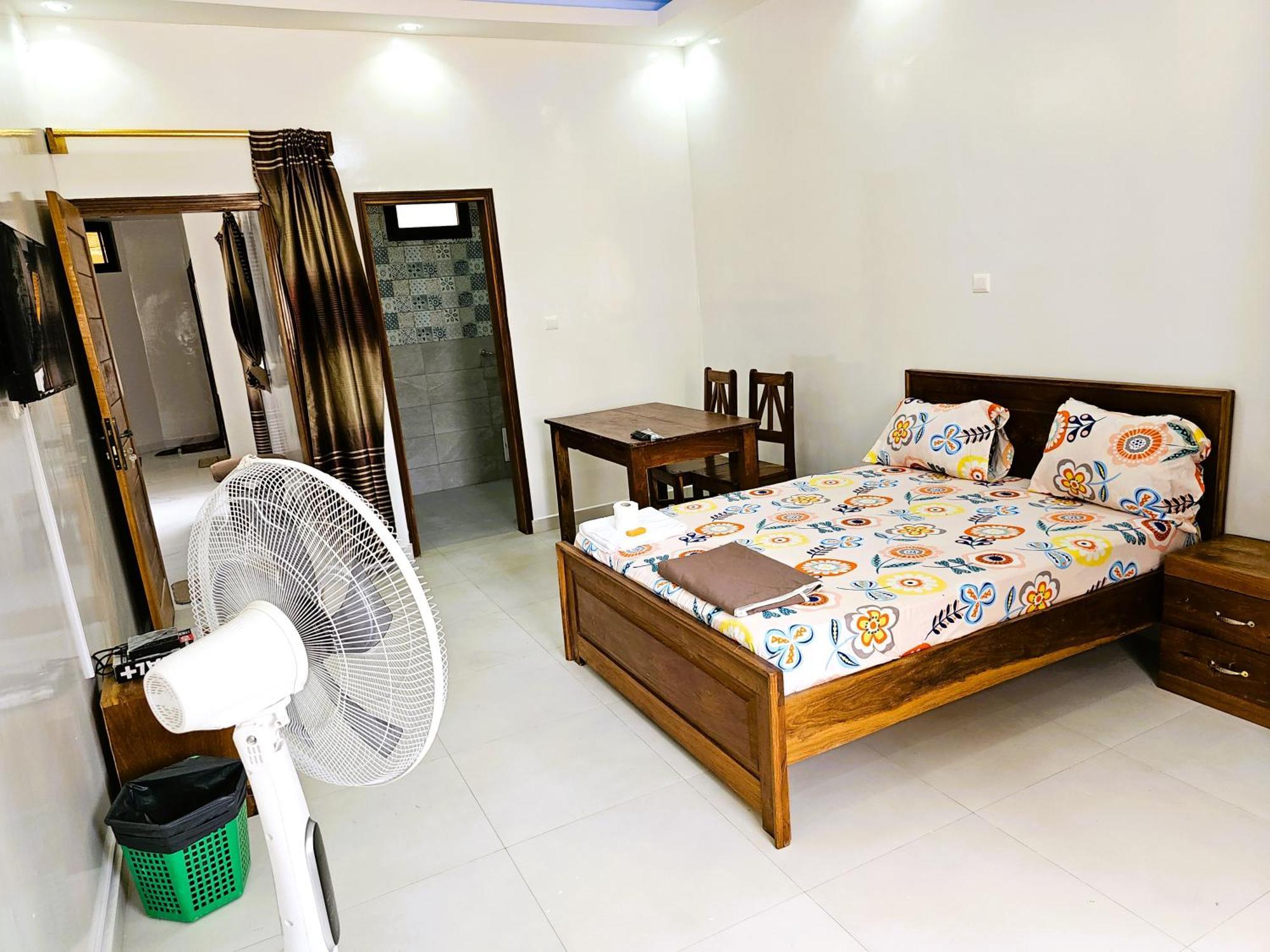 Chambre Ngor- Douche Privee-Salon-Cuisine-Netflix Hotel Dakar Exterior photo